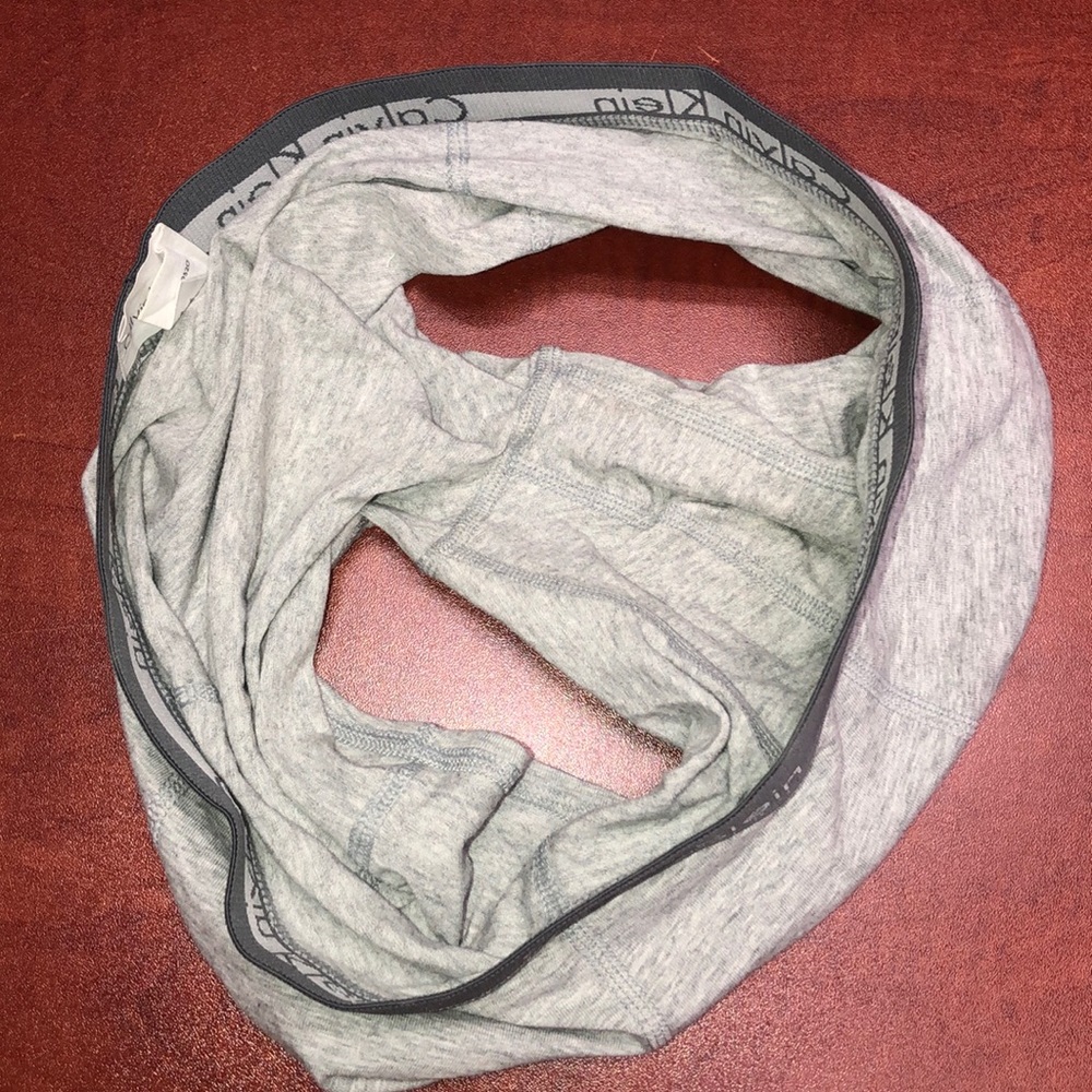 Men’s Calvin Klein Trunk - Picture 3 of 5